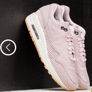 Women’s Nike AirMac 1 SI